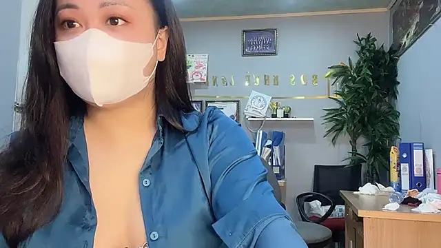 Bamboo Swetie online show from December 2024 12:43:02 AM