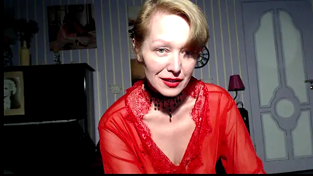 Snapshot of Marquise555 chatting on September 2025 06:44:02 PM Marquise555 online show from September 2025 06:44:02 PM