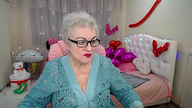 KayleSmoll online show from February 2025 01:55:02 AM