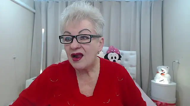 KayleSmoll online show from January 2026 07:29:01 PM