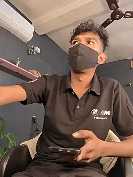 richardjames95 online show from November 2025 06:19:01 PM