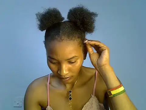 cute-alexis online show from November 2025 10:29:02 PM