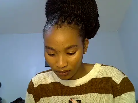 Snapshot of cute-alexis chatting on June 2026 09:33:01 AM cute-alexis online show from June 2026 09:33:01 AM