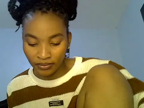 Snapshot of cute-alexis chatting on June 2026 08:33:02 PM cute-alexis online show from June 2026 08:33:02 PM