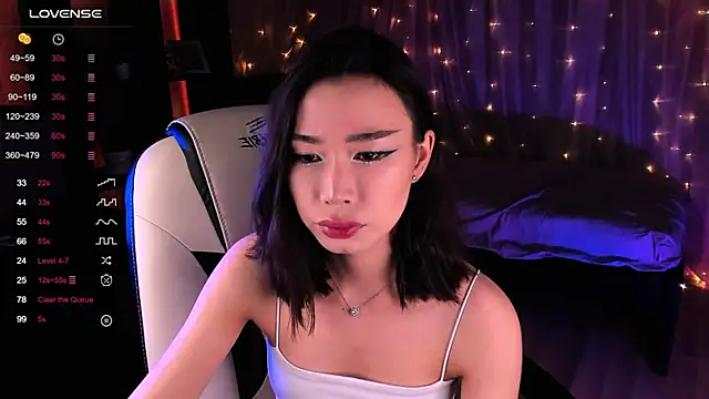 sensualily online show from December 2024 05:20:02 PM