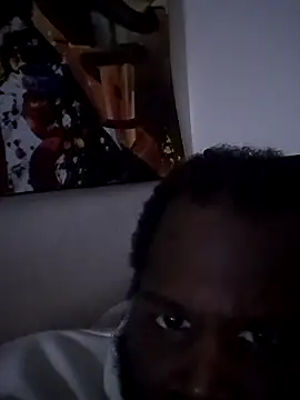 Snapshot of goodboybaddaddy chatting on January 2025 08:06:01 AM goodboybaddaddy online show from January 2025 08:06:01 AM