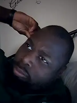 Snapshot of goodboybaddaddy chatting on January 2025 04:36:01 PM goodboybaddaddy online show from January 2025 04:36:01 PM