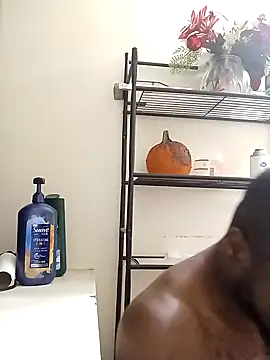 Snapshot of goodboybaddaddy chatting on January 2025 06:15:02 AM goodboybaddaddy online show from January 2025 06:15:02 AM