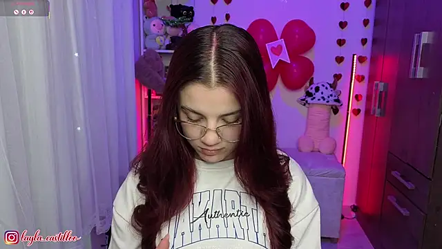 Layla castilloo online show from February 2026 10:18:01 PM