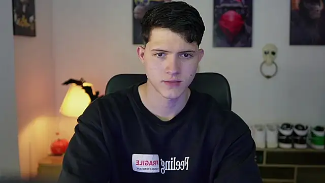 Hazzan Velez online show from November 2025 01:16:01 AM