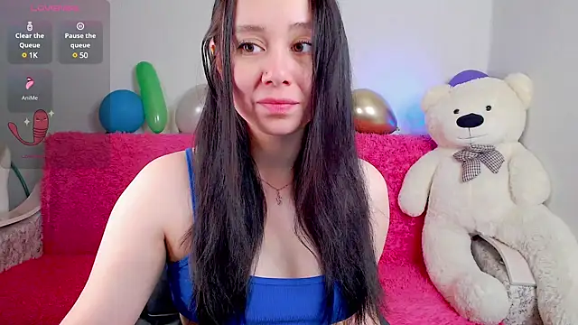 Snapshot of AlinaWett chatting on February 2025 03:24:01 AM AlinaWett online show from February 2025 03:24:01 AM