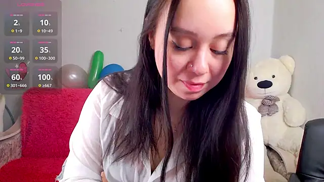 Snapshot of AlinaWett chatting on March 2025 11:28:02 PM AlinaWett online show from March 2025 11:28:02 PM