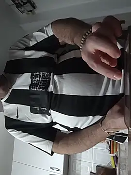 Snapshot of Maryo0001 chatting on November 2025 11:48:01 PM Maryo0001 online show from November 2025 11:48:01 PM