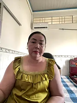 NDith online show from December 2025 03:03:02 AM