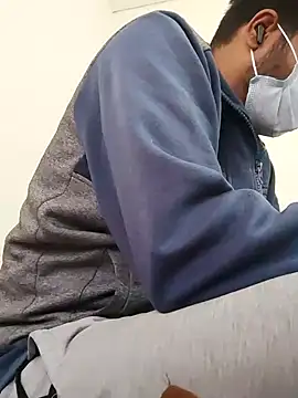 littlehornysons online show from February 2025 07:22:01 AM