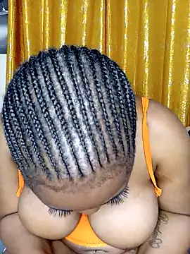 Snapshot of Cherriikenzie chatting on February 2025 09:56:01 PM Cherriikenzie online show from February 2025 09:56:01 PM