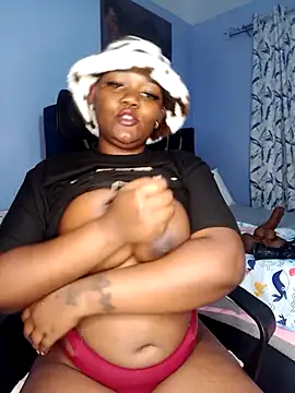 Snapshot of Cherriikenzie chatting on October 2025 07:37:01 PM Cherriikenzie online show from October 2025 07:37:01 PM