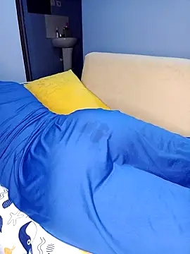 Snapshot of Cherriikenzie chatting on November 2025 08:21:02 PM Cherriikenzie online show from November 2025 08:21:02 PM