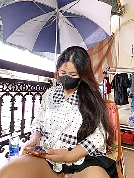 lyna bl online show from December 2025 01:26:02 AM