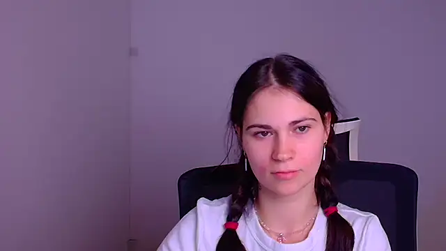 Loon Amore online show from January 2025 10:20:02 PM