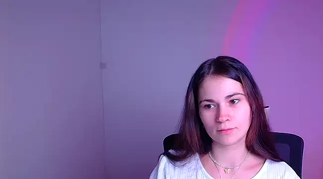 Loon Amore online show from February 2025 07:57:02 PM