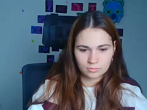 Loon Amore online show from November 2025 12:49:01 PM