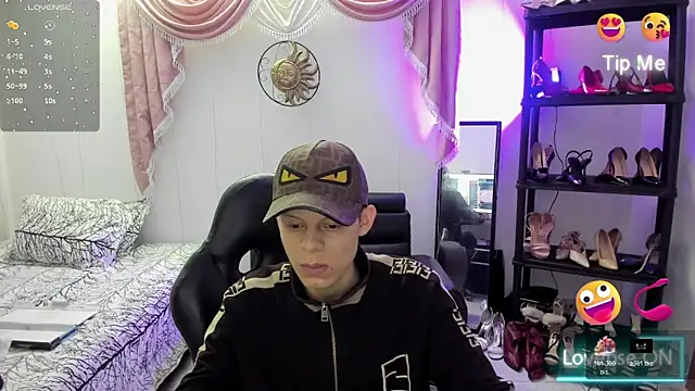 Snapshot of Matthew_Boy_ chatting on November 2025 04:45:02 AM Matthew Boy online show from November 2025 04:45:02 AM