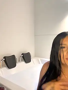 Alice nt online show from October 2025 01:08:02 AM