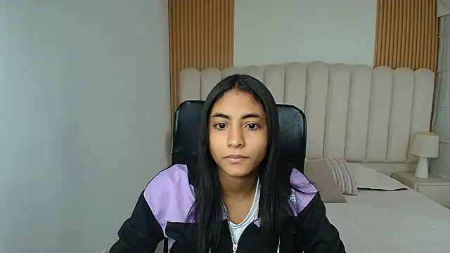 shaneelle online show from March 2026 03:01:01 AM