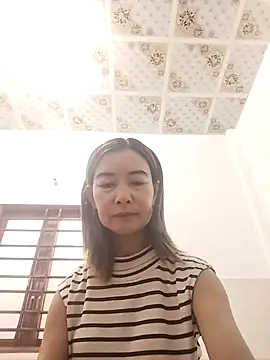 Snapshot of Sexy-ladyboobs20 chatting on November 2025 01:42:01 AM Sexy-ladyboobs20 online show from November 2025 01:42:01 AM