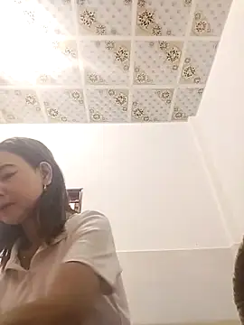 Snapshot of Sexy-ladyboobs20 chatting on December 2025 01:21:02 AM Sexy-ladyboobs20 online show from December 2025 01:21:02 AM