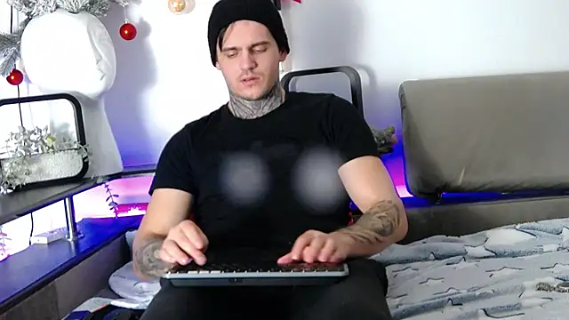 CarterCole online show from December 2024 04:29:02 PM