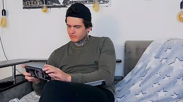 CarterCole online show from January 2026 09:44:02 AM