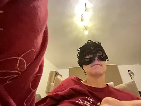 Marilou1983 online show from April 2026 08:31:01 PM