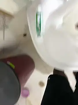 Snapshot of kidnovo chatting on December 2024 08:33:02 AM kidnovo online show from December 2024 08:33:02 AM