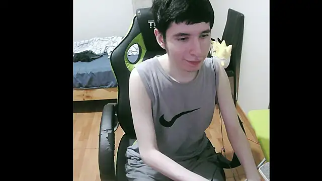 Twink martinboy online show from January 2025 01:11:01 AM