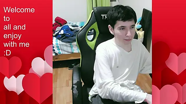 Twink martinboy online show from October 2025 02:19:02 AM