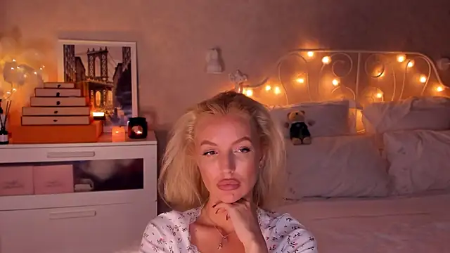 aestetick online show from January 2026 05:27:02 PM