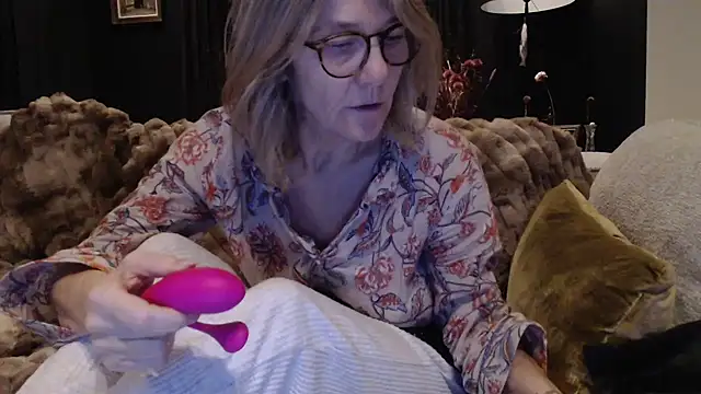 godinflower online show from November 2025 04:52:02 PM