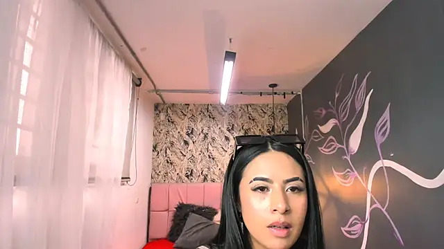 CharlotteeGray  online show from February 2025 07:33:01 PM