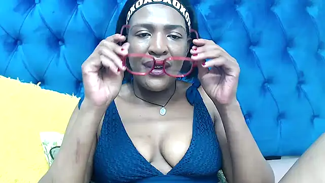 SpicyQueenxxxx online show from March 2026 06:24:01 PM