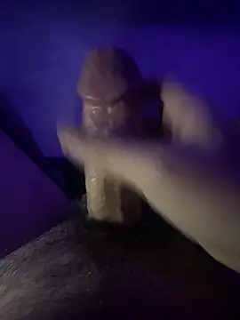 Snapshot of bigdickturk11 chatting on November 2025 12:43:02 AM bigdickturk11 online show from November 2025 12:43:02 AM