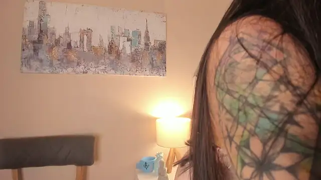 dakotaa   online show from November 2025 08:30:01 PM