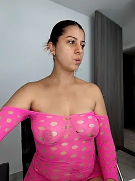 Snapshot of Nahiajhonson_ chatting on July 2026 01:14:02 PM Nahiajhonson online show from July 2026 01:14:02 PM