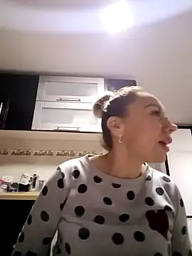 coral smitth online show from February 2025 01:19:02 AM