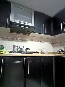 coral smitth online show from September 2025 01:43:01 AM