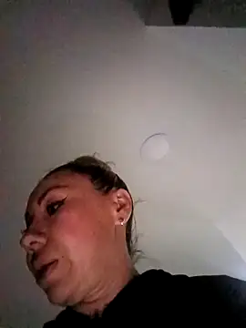 coral smitth online show from October 2025 08:31:02 PM