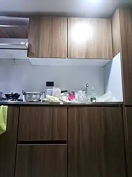 coral smitth online show from November 2025 02:17:02 PM