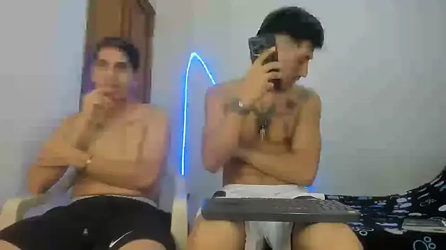 Snapshot of MasterSEX420 chatting on February 2026 01:32:02 PM MasterSEX420 online show from February 2026 01:32:02 PM