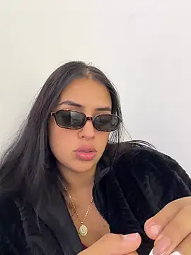 EmmaTorres  online show from February 2026 09:22:01 PM